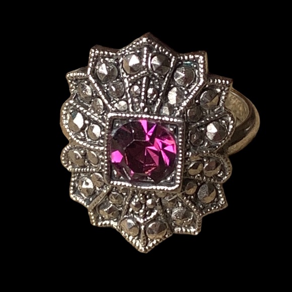 Marcasite Silver-Plated Purple Ring Woman’s Jewelry Art Deco Plum Crystal NEW - Picture 7 of 8